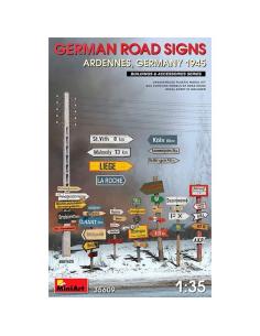MiniArt German Road Signs...