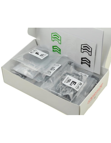 Orlandoo Hunter OH32A02 Crawler Mitsubishi Pajero 1/32