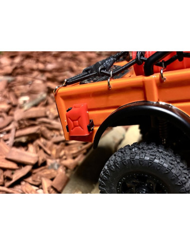 1:18-1:24 Gasoline Can - red