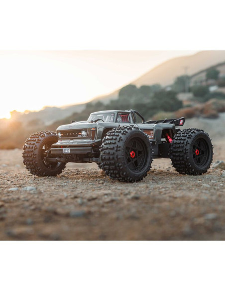 1-10 OUTCAST 4S 4X4 RTR Brushless Stunt Truck  Gun Metal