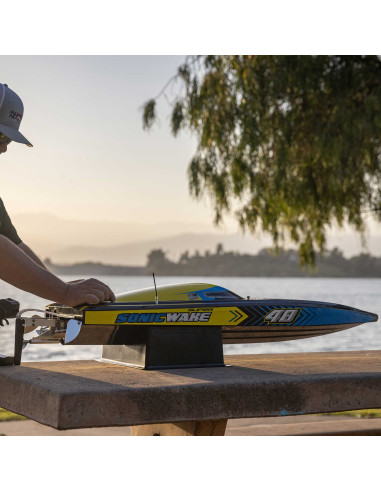 Super Sonicwake 48" 8S Self-Righting Brushless...