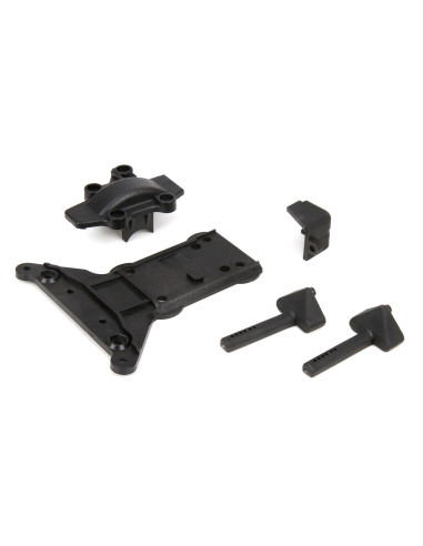 Gear Cover-Kick Plate-Battery Mounts: 1-10 4WD All
