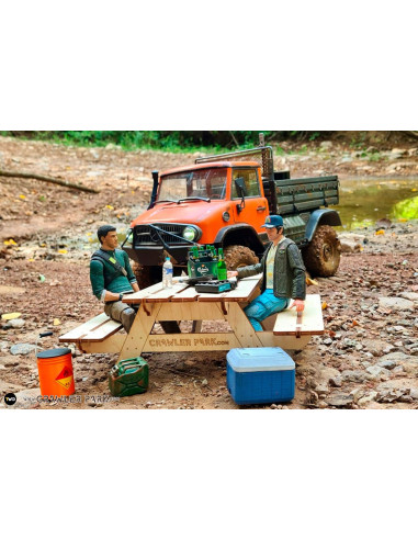 Picnic Table 1/10 Scale Crawler Park