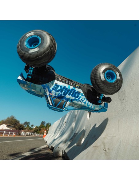 ARRMA 1/8 QUAKE 4S DSC 4X4 RTR Brushless Monster Truck ARRMA 1/8 QUAKE 4S DSC 4X4 RTR Brushless Monster Truck  White/Blu