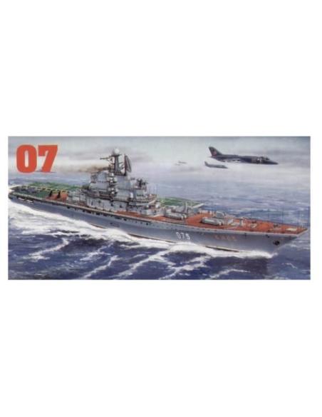 KIEV/MISNK 2 en 1 USSR Aircraft carrier 1:55 Trumpeter.
