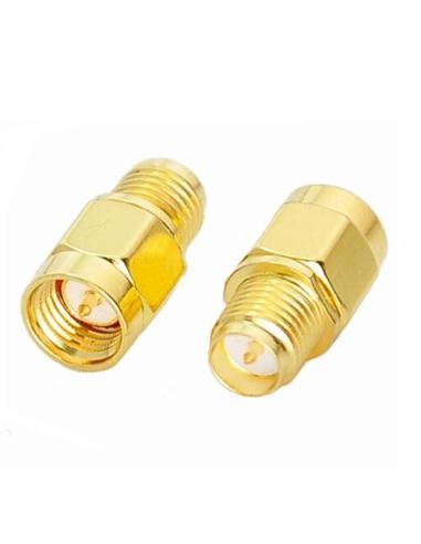 Transmisor ángulo recto conector SMA Macho a RP-SMA Hembra. (1u)