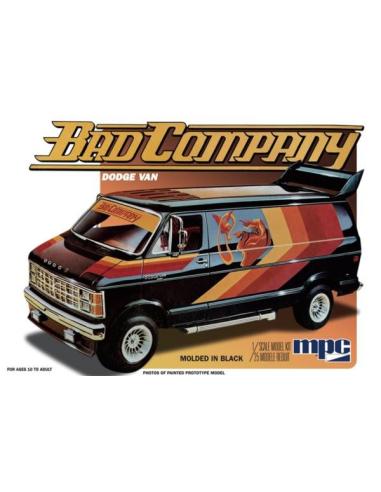 Bad Company 1982 Dodge Van 1/25 Scale Model kit